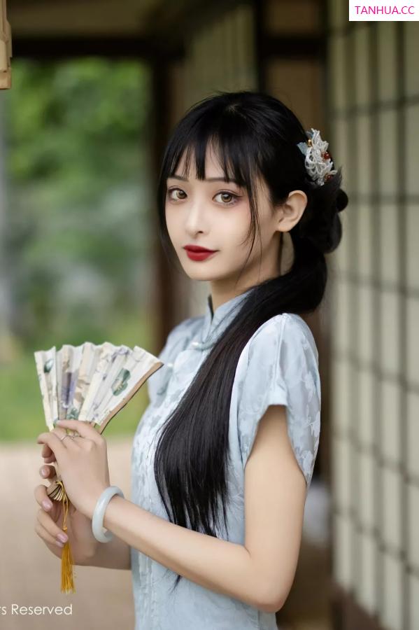   [XiuRen]高清写真图 2025.05.15 No.10278 茂木希子 日式旗袍第6张图片